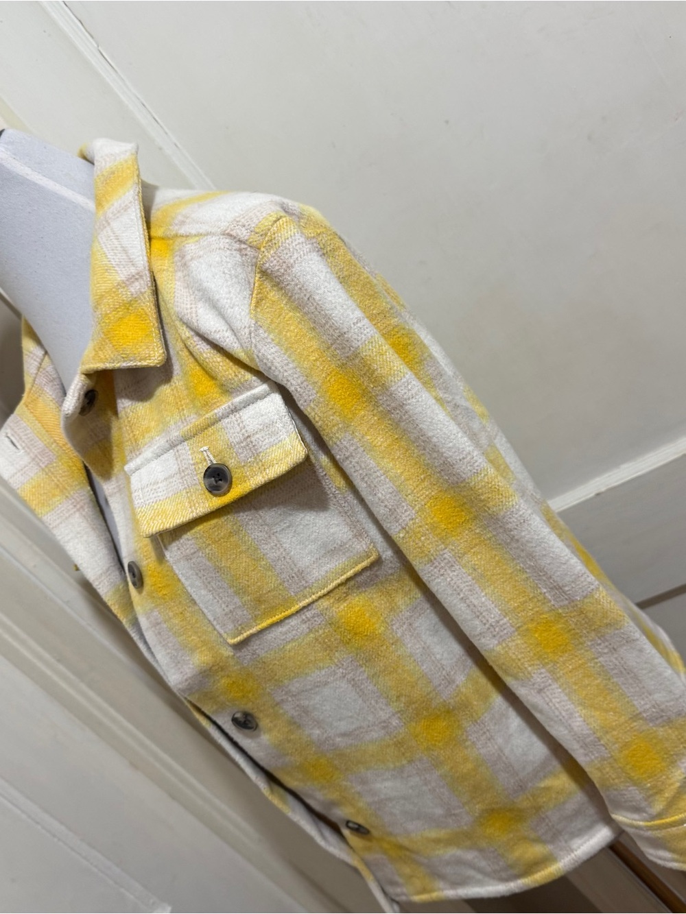 Old Navy Cream and Yellow Plaid Lightweight Shirt Jacket